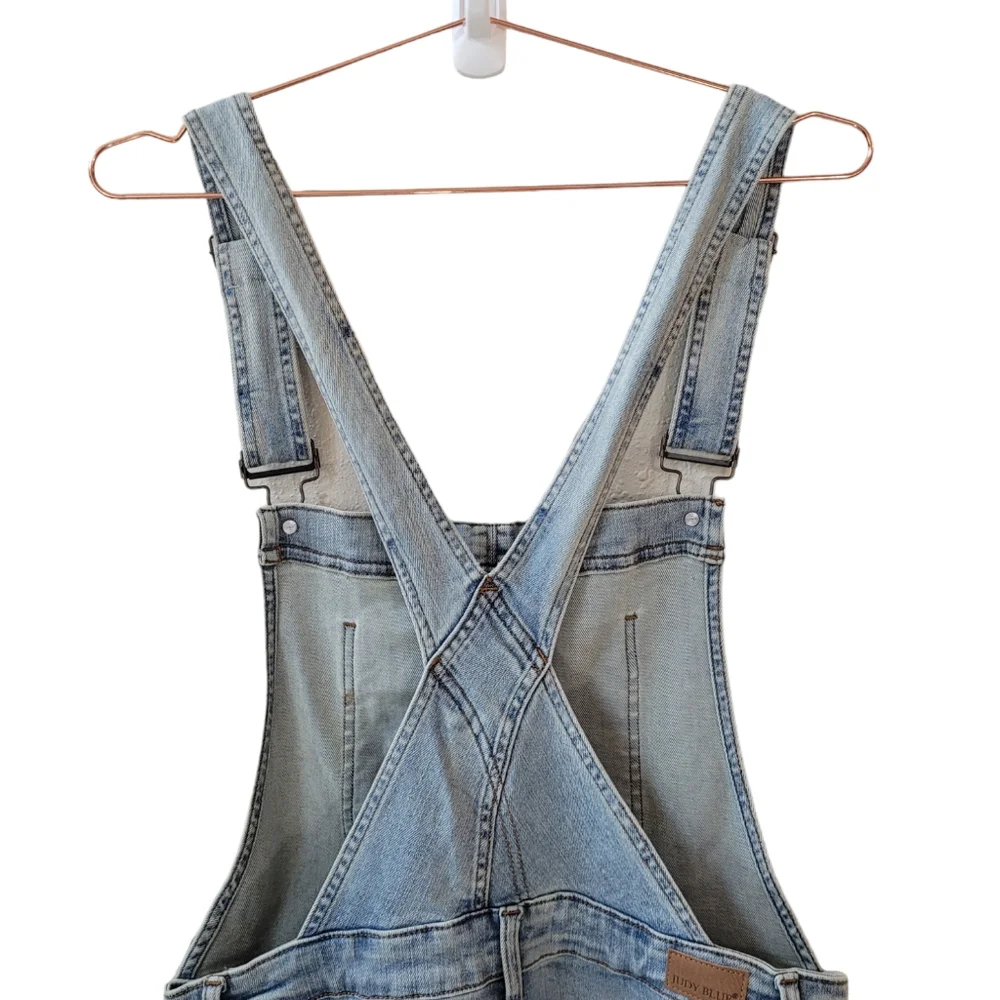 Judy Blue Light Wash Denim Short Overalls - Picture 13 of 15